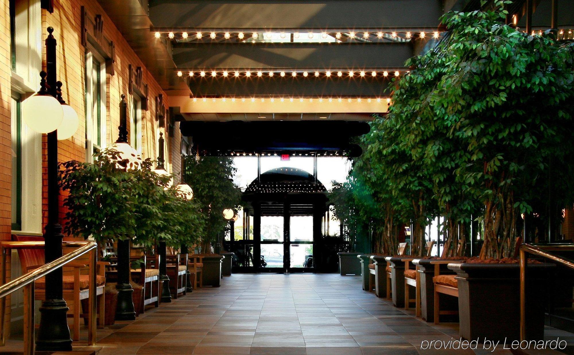 Hotel Crowne Plaza Pensacola Grand Exterior foto