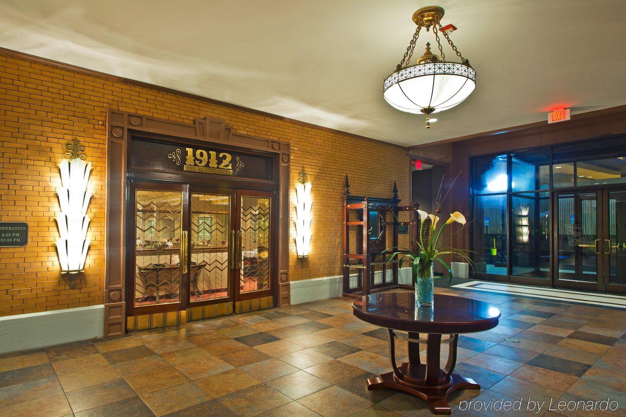 Hotel Crowne Plaza Pensacola Grand Exterior foto